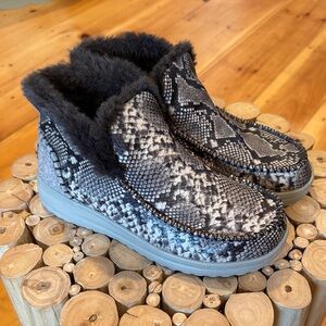 Hey Dude Gray Python Boots